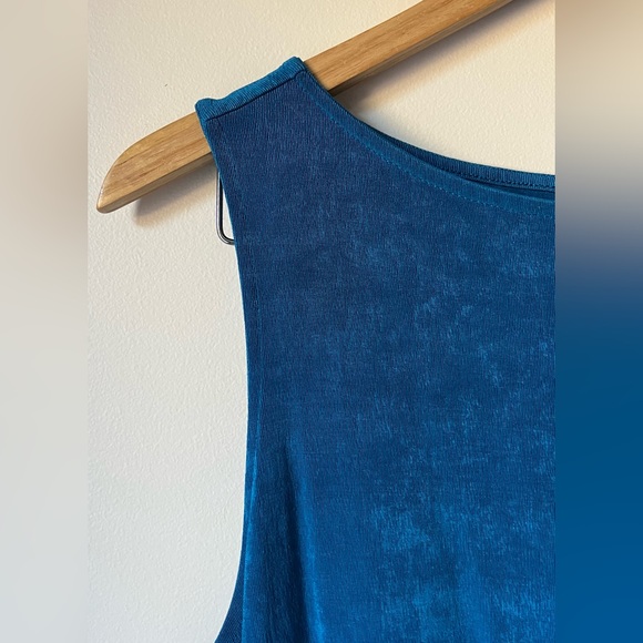 Chico's Travelers Classic Tank Side-Slit Bateau Neck Striking Teal Size L - Picture 6 of 10